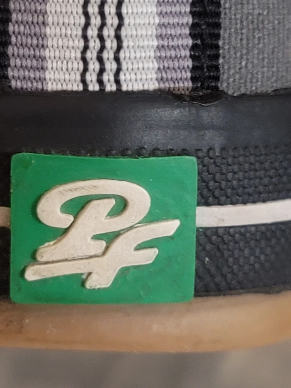 P.F. Flyers Limited Edition BOOMBOX Hip Hop Sneakers Artwork Justin Bua Men 9.5